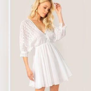 Batwing Sleeve Schifty Bodice Tie Back Dress Size M